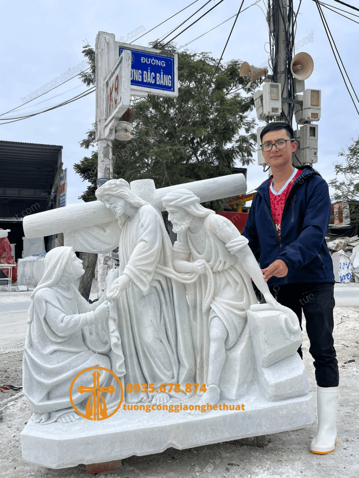 lam tuong 14 chang duong thanh gia cua chua giesu bang da phong thuy da nang