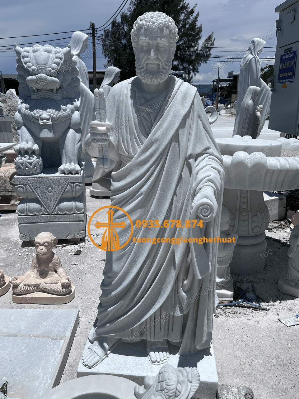 Tượng Thánh Phêrô Bằng Đá Trắng Cẩm Thạch Nguyên Khối