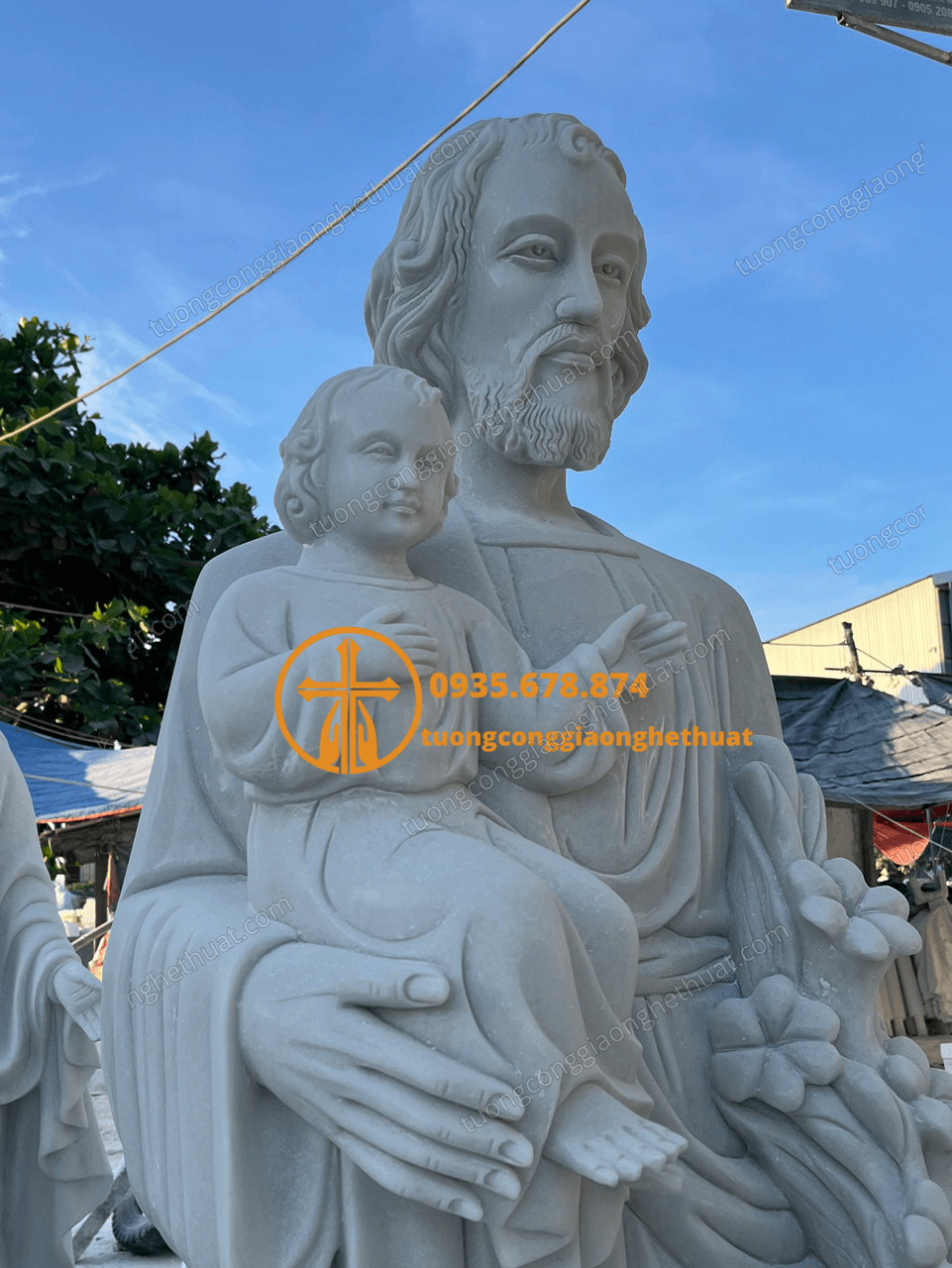 Tượng Thánh Giuse Bồng Chúa Bằng Đá Trắng Đẹp Sài Gòn