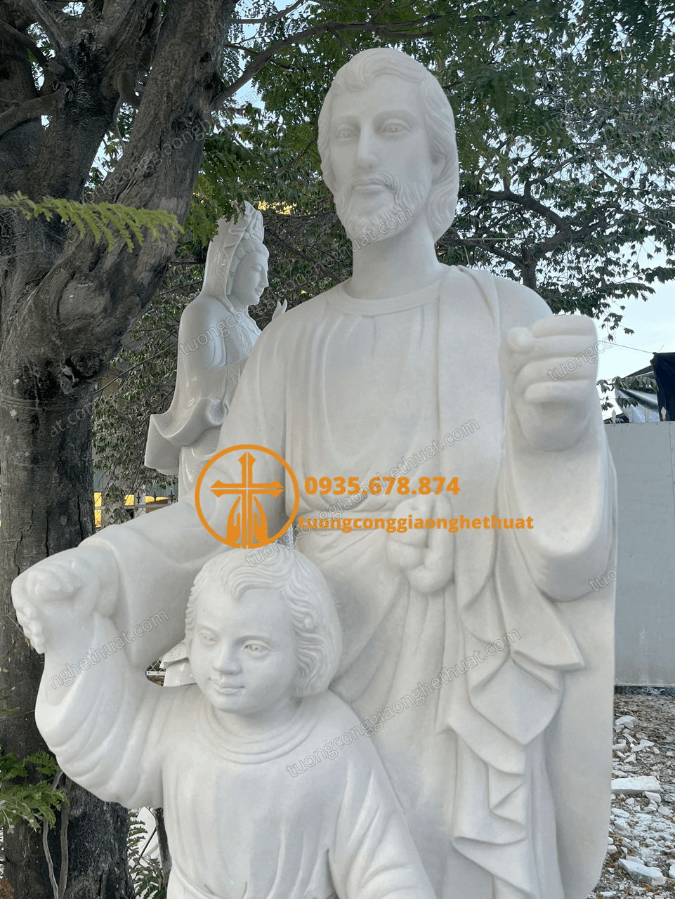 Tượng Thánh Giuse Dắt Chúa Bằng Đá Cẩm Thạch Trắng
