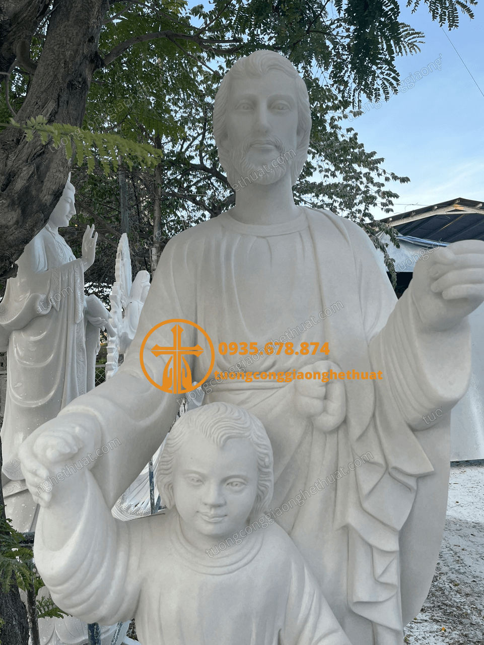 Tượng Thánh Giuse Dắt Chúa Bằng Đá Cẩm Thạch Trắng