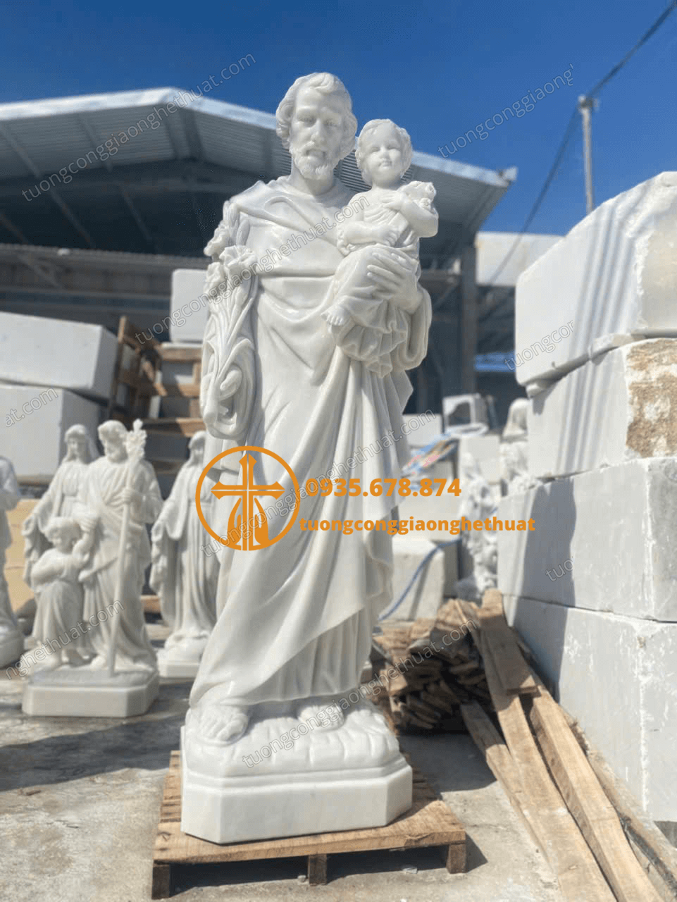 Tượng Thánh Giuse Bằng Đá Trắng Đẹp Nhất Bình Dương