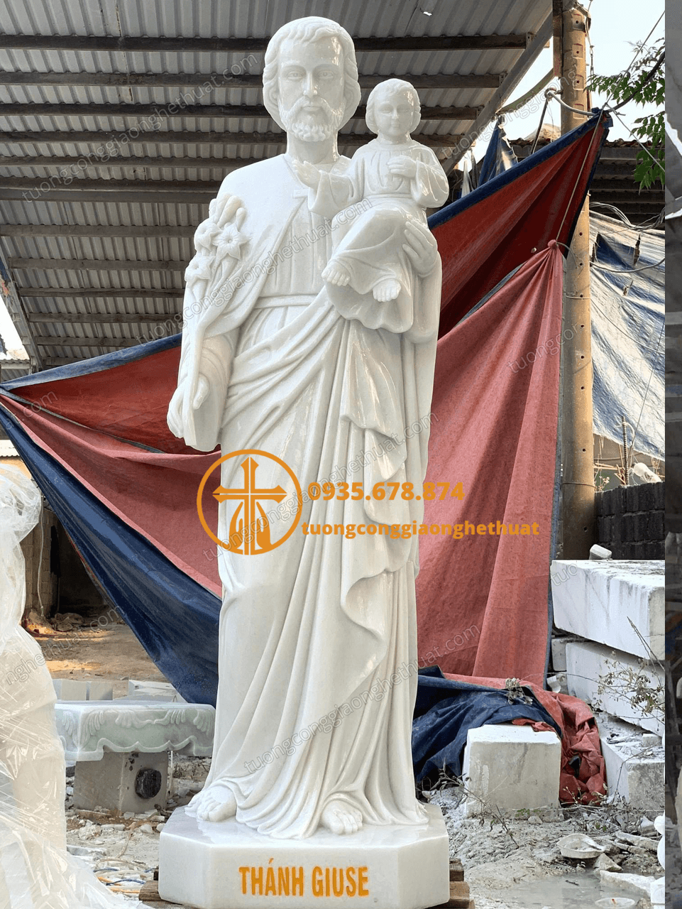 Tượng Thánh Giuse Bồng Chúa Bằng Đá Trắng Đẹp Nghệ An