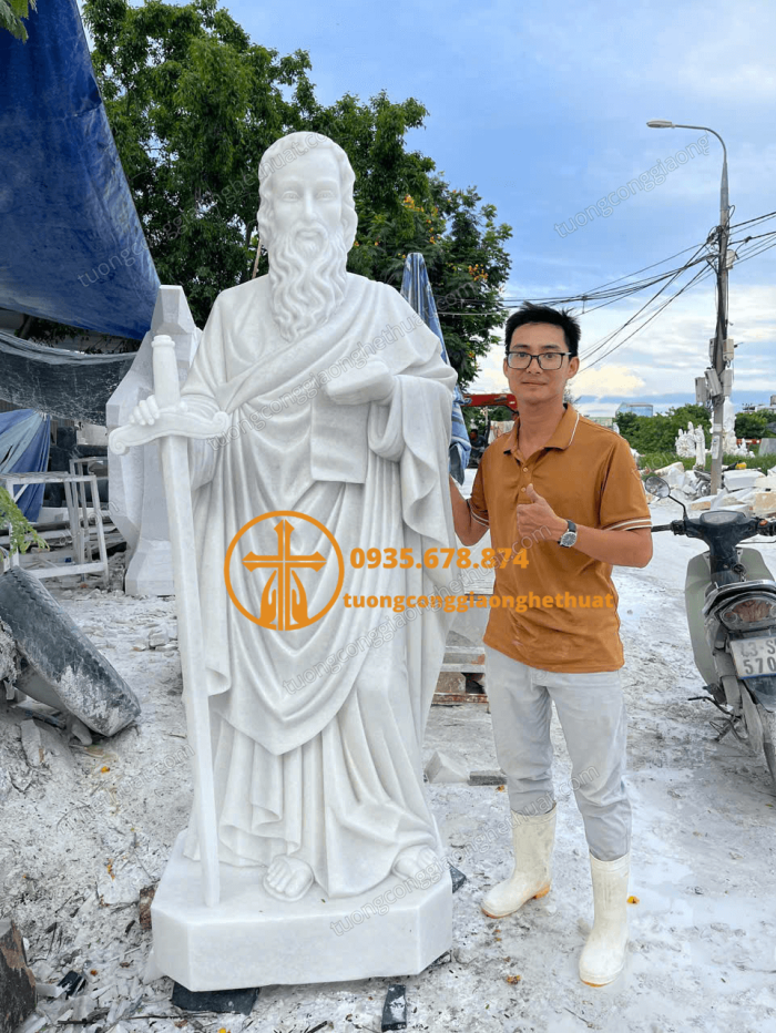 mau tuong thanh phaolo bang da trang cao 2 met
