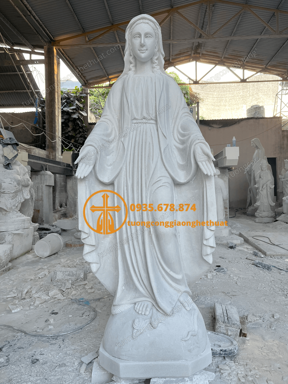 Mua Tượng Đức Mẹ Ban Ơn Bằng Đá Trắng Đẹp Lâm Đồng