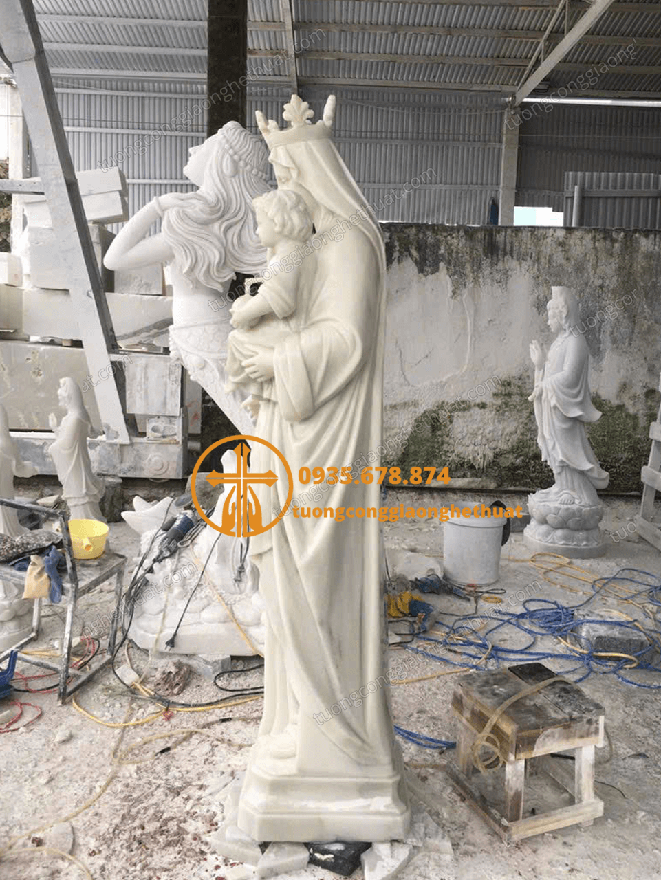 Tượng Đức Mẹ Hằng Cứu Giúp Bằng Đá Trắng Đẹp Đồng Nai