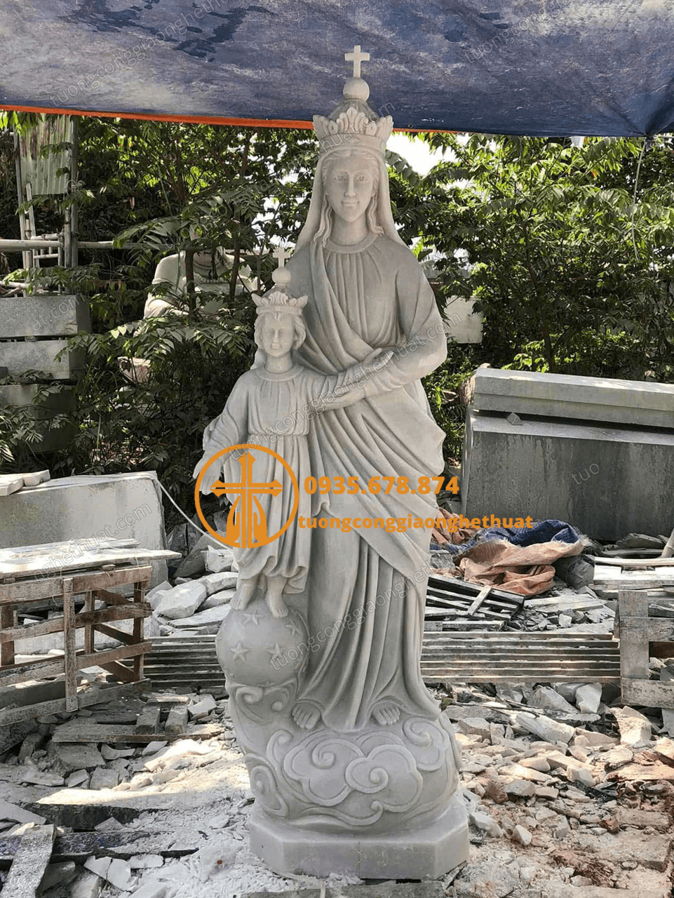 Tượng Đức Mẹ Hằng Cứu Giúp Bằng Đá Đẹp Nguyên Khối