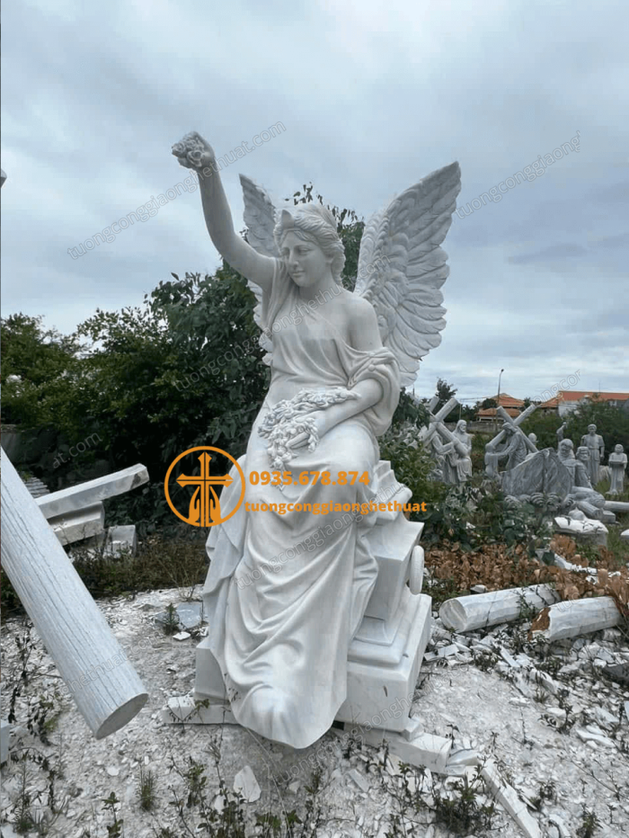 tuong co gai thien than bang da trang dep