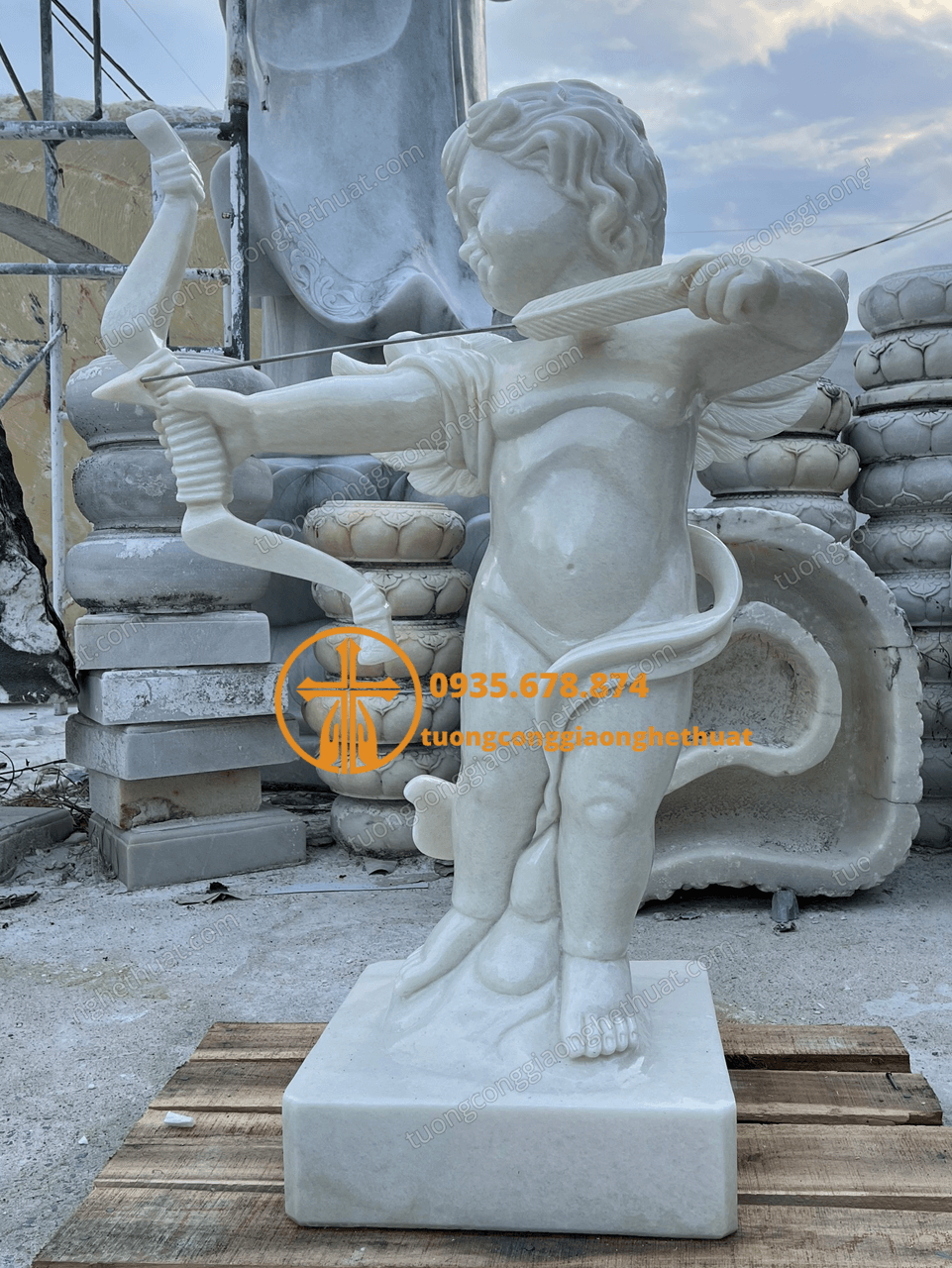 Mẫu Tượng Thiên Thần Bắn Tên Bằng Đá Trắng Đẹp Cần Thơ