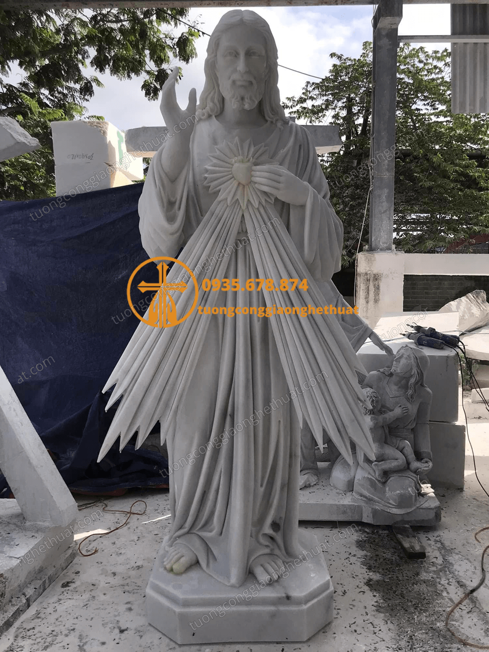 Mẫu Tượng Chúa Thương Xót Đẹp Bằng Đá Cẩm Thạch Trắng