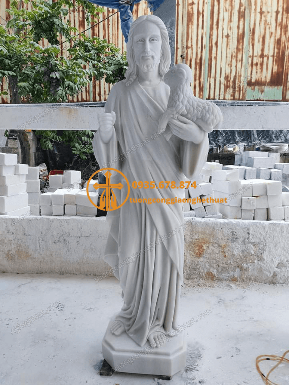 Tượng Chúa Chiên Lành Bằng Đá Cẩm Thạch Trắng 1,5 Mét