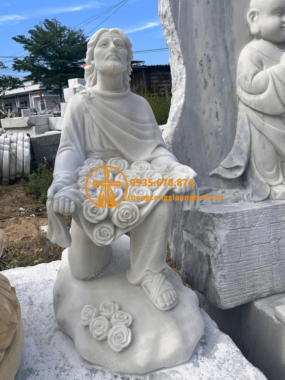 Tượng Chúa Jesus Cầu Nguyện Bằng Đá Cẩm Thạch Trắng Đẹp