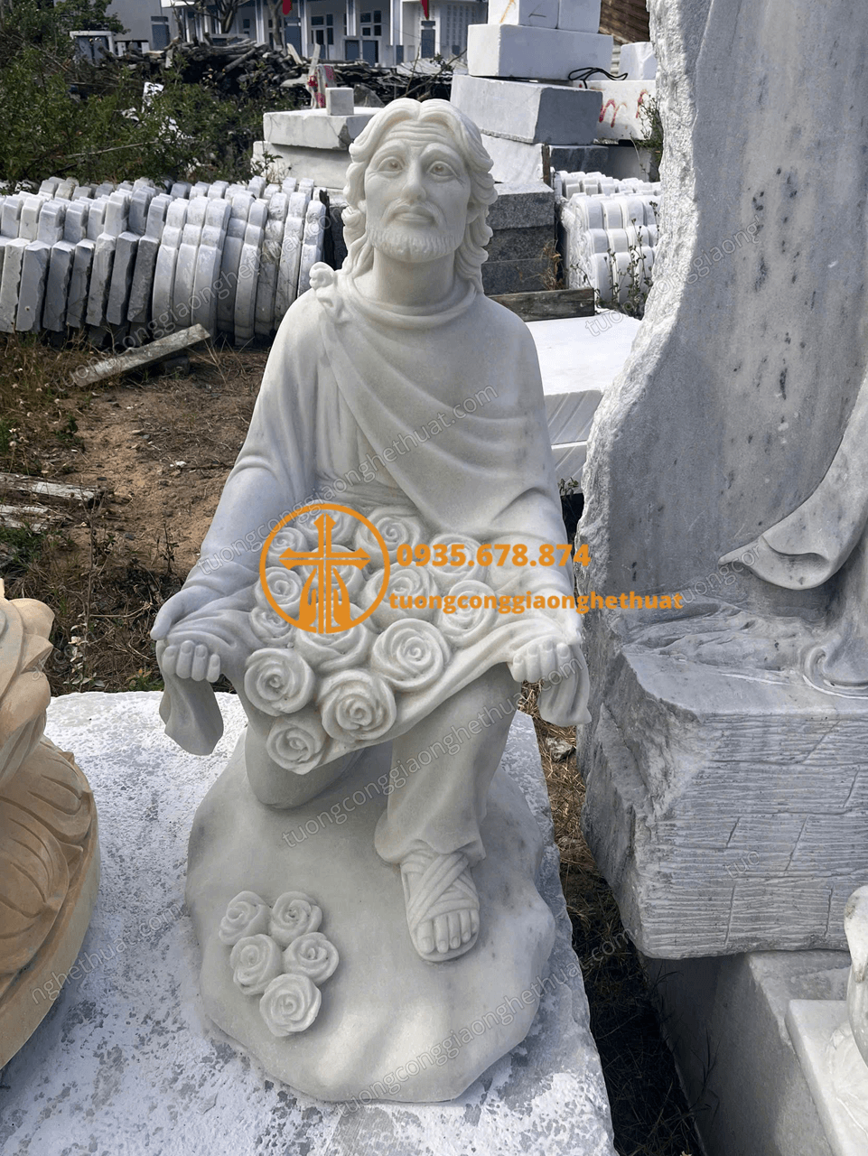 Tượng Chúa Jesus Cầu Nguyện Bằng Đá Cẩm Thạch Trắng Đẹp