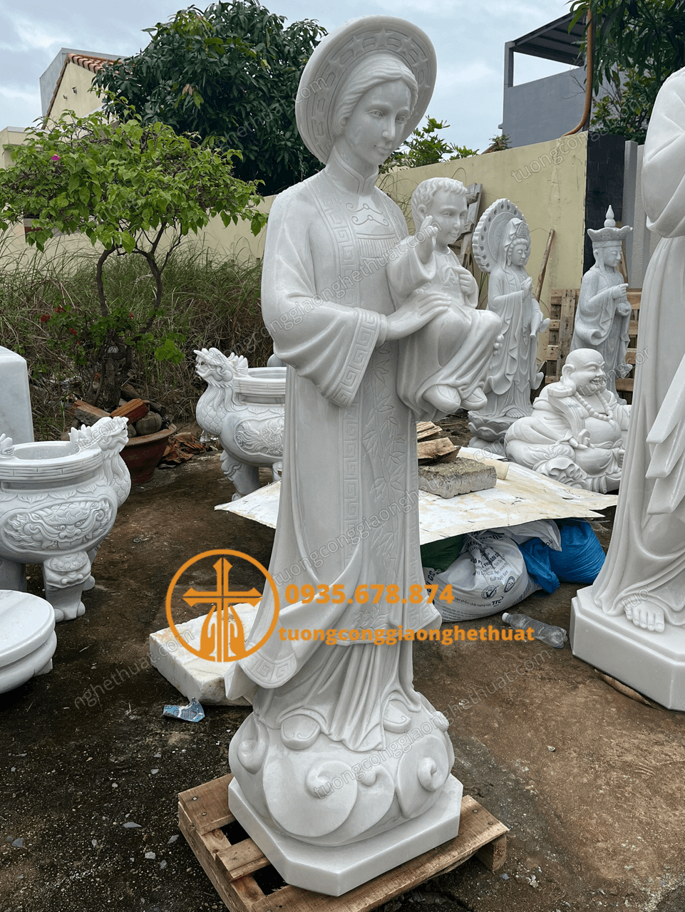 Chuyên Cung Cấp Tượng Đức Mẹ La Vang Bằng Đá Cẩm Thạch