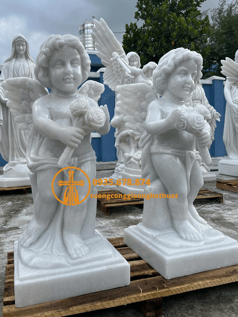 Mẫu Tượng Thiên Thần Cầm Hoa Size Nhỏ Trang Trí Nhà Thờ